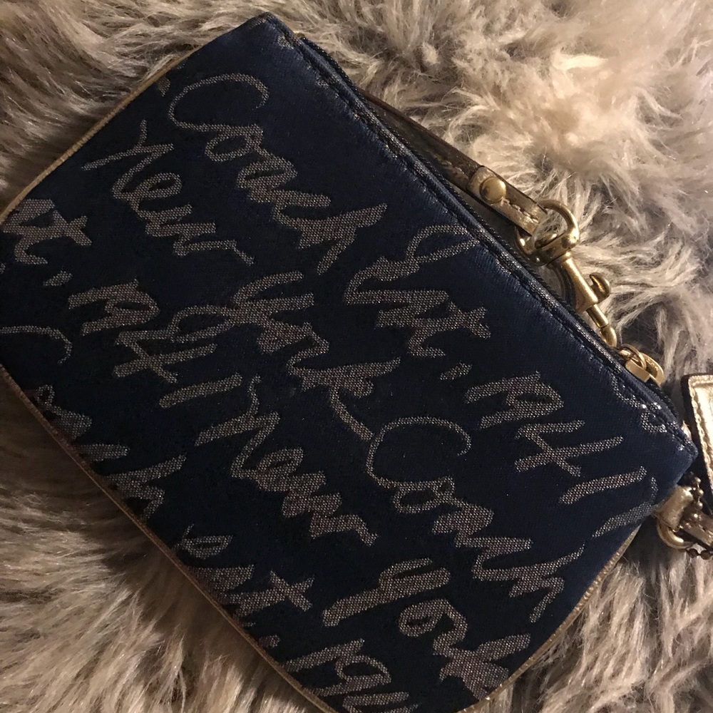 Coach wristlet - Picture 2 of 2